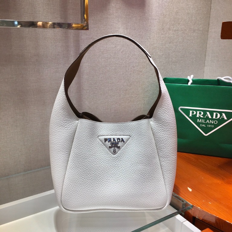 prada dynamique leather tote