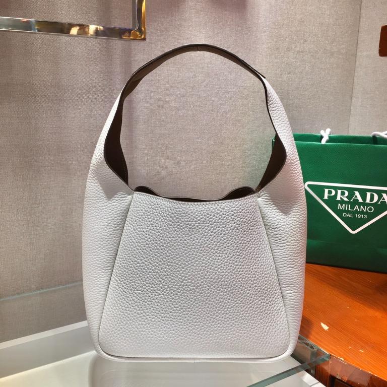 Prada dynamique sales leather handbag