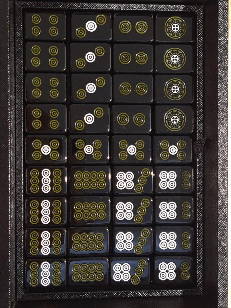 Saffiano Leather Mahjong Game