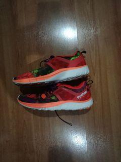Reebok sepatu lari ( for women )