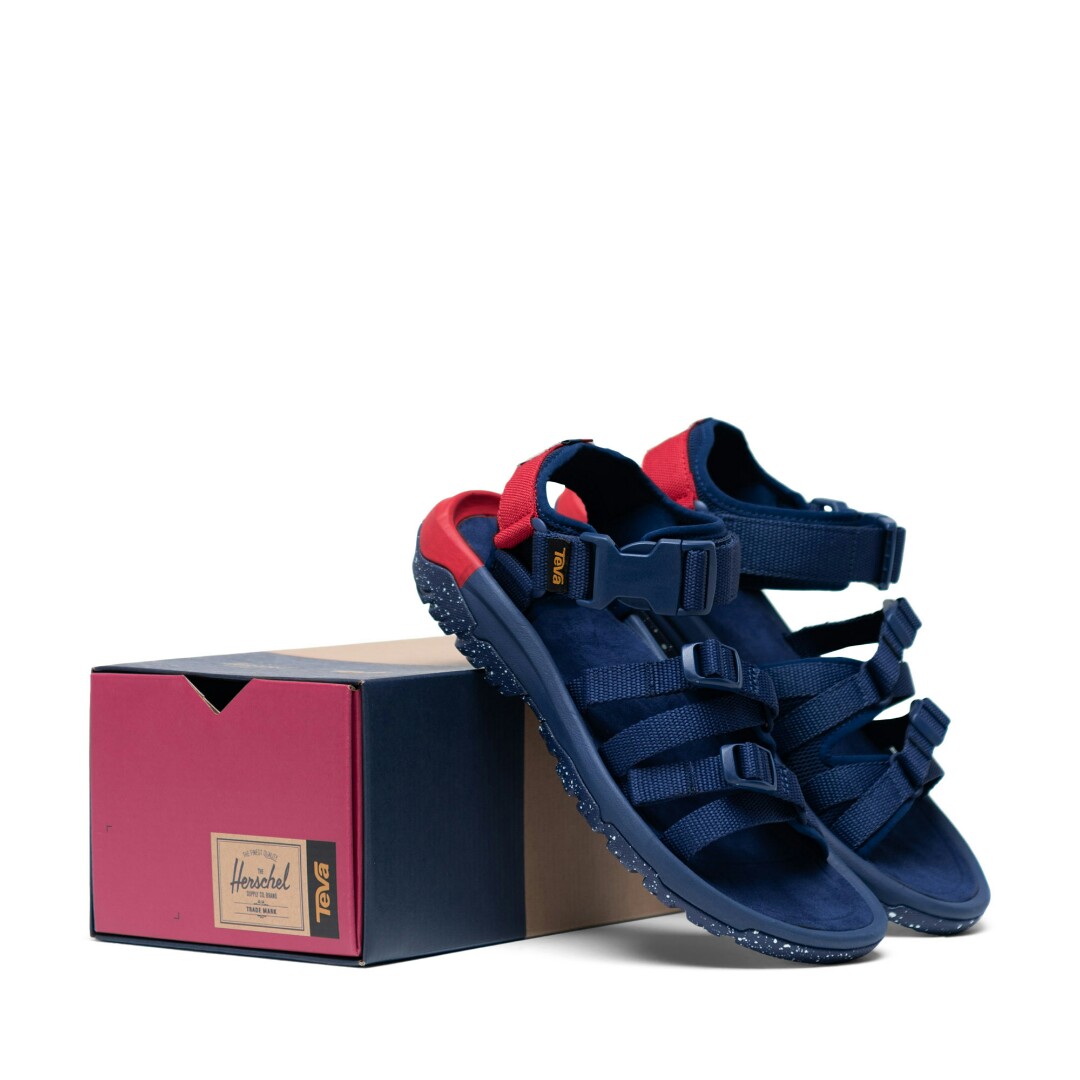 Teva X Herschel Men s Hurricane XLT2 ALP Sandal US7