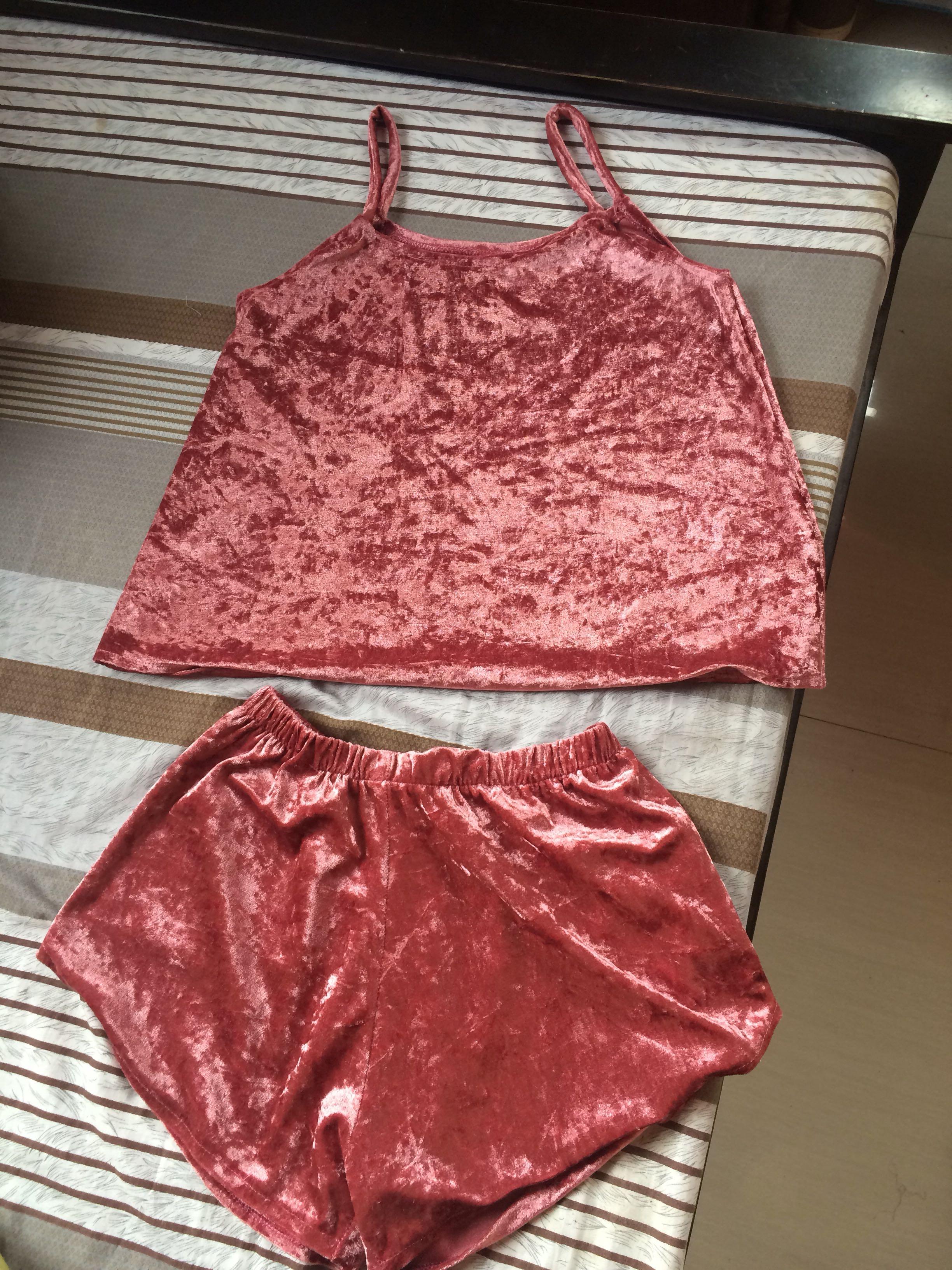 Velvet Terno Sleepwear