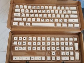 (Category: ) located in . Submitted by asanasa (Listing ID 1072988187, Image 1). Description: .
