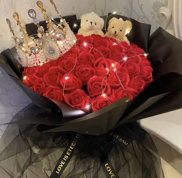包皇冠花束 生日週年紀念求婚 手作 自家設計 其他 Carousell 包皇冠花束 生日週年紀念求婚 手作 自家設計 其他 Carousell
