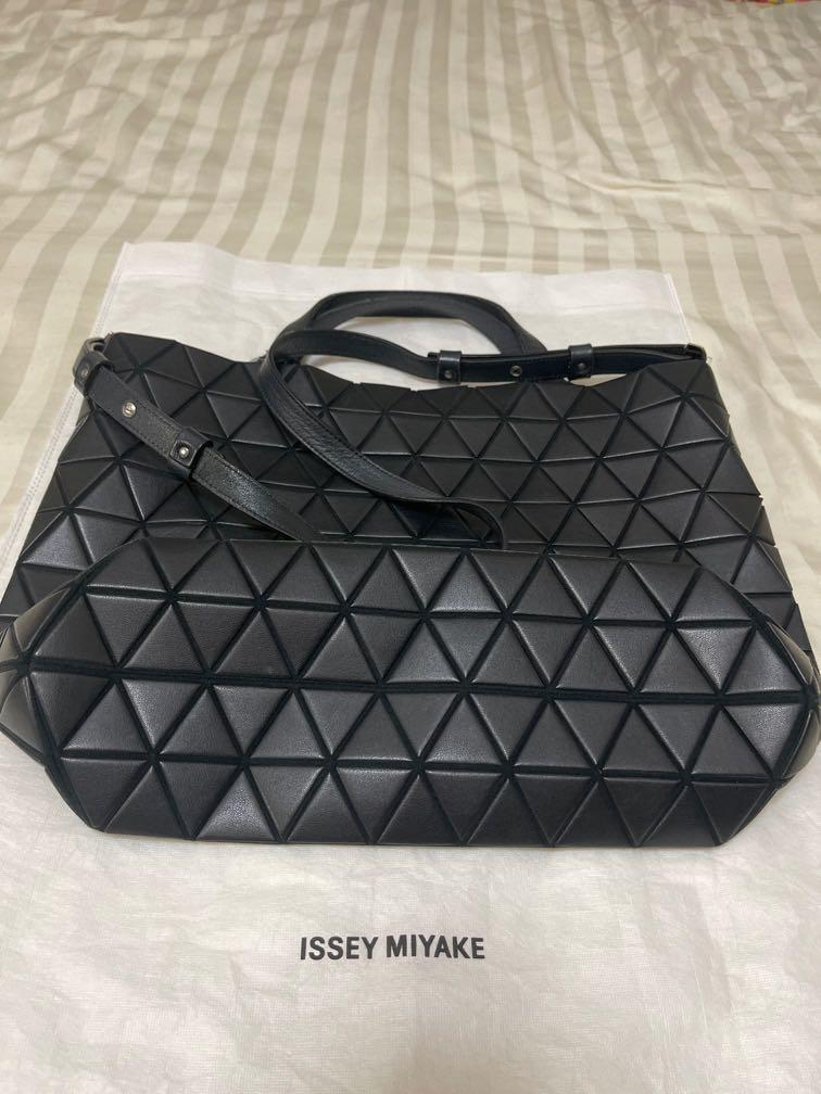 Bao Bao Issey Miyake crystal Matte tote bag, 女裝, 手袋及銀包