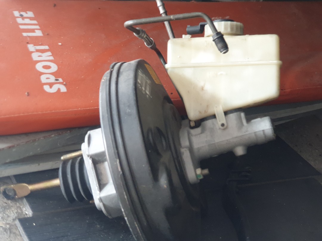Bmw E46 Brake Booster Master Cylinder, Auto Accessories on Carousell
