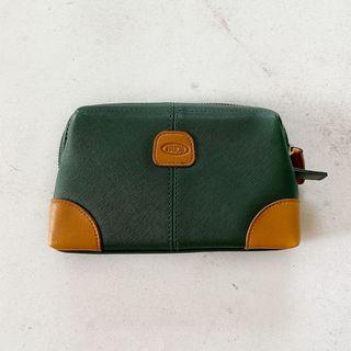 Brics Travel / Amenity Kit (from Qatar Airways)
