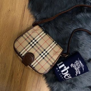 （分類：）位於 。 由 brb.vintage 提交（商品編號 1065828522，圖片 1）。簡介： 。