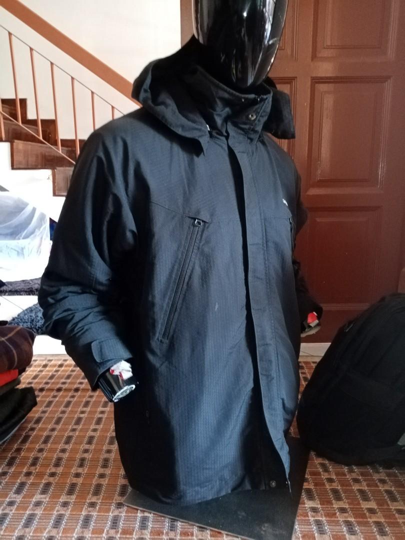 Carhartt field windbreaker 2025