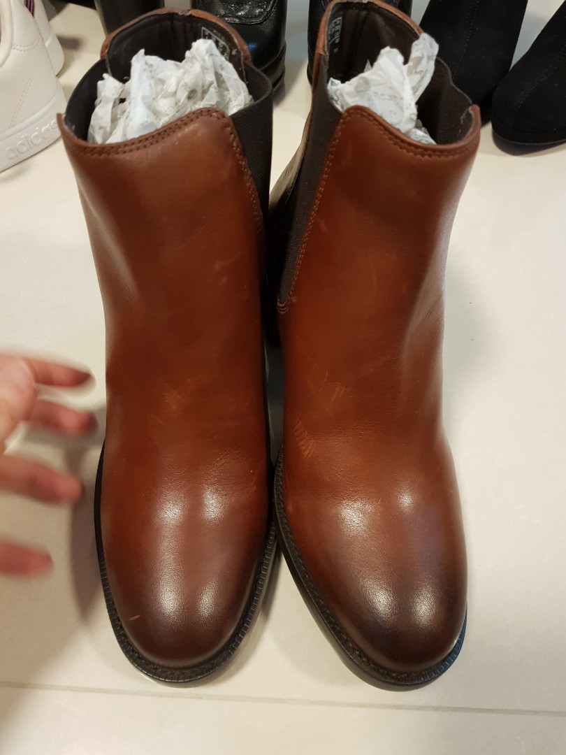 Clarks mascarpone bay balck and brown Women s Fashion Footwear Boots on Carousell