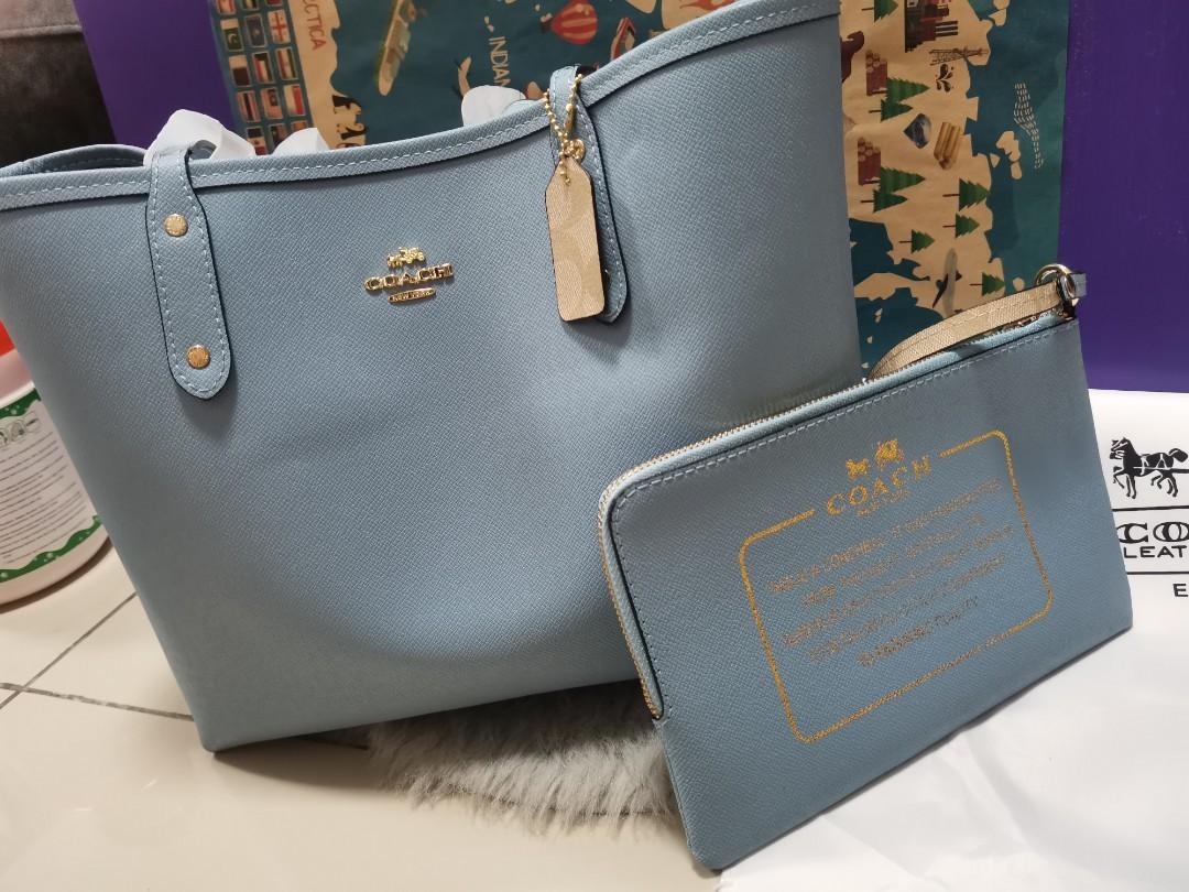 Coach 2 Way Use Tote Bag, Women's Fashion, Bags u0026 Wallets, Tote Bags on  Carousell