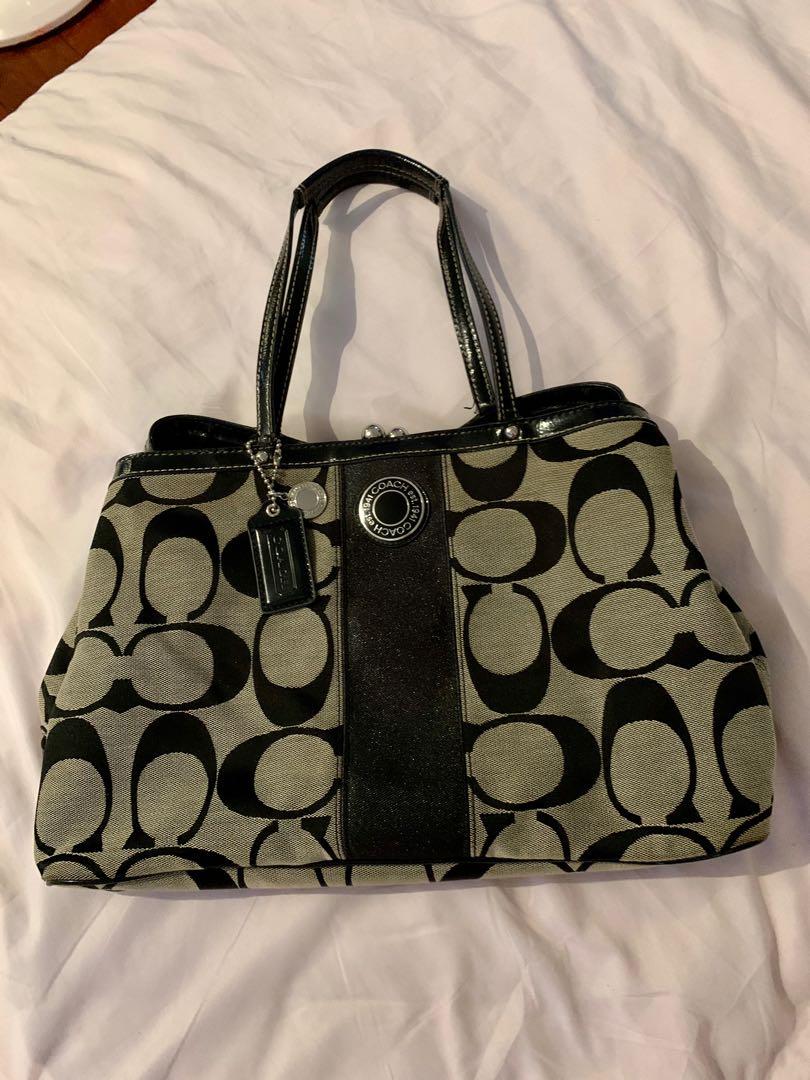 Rush Sale! Coach Carryall (Category: Luxury Bags & Wallets) located in Quezon City. Submitted by ella1420 (Listing ID 1073174363, Image 1). Description: Authentic Preloved Very Good Condition Very Spacious/ Has 3 separate compartments and inside zipper + pockets Has minor flaws: 1 tiny spot which is unnoticeable (see 7th pic) -has minor flaws on the straps which is also unnoticeable and can be covered with a twilly (i will include a free twilly w