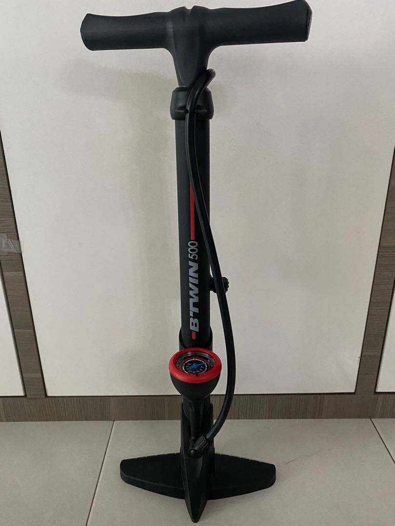 Decathlon Bike Pump with gauge, Sports Equipment, Bicycles & Parts