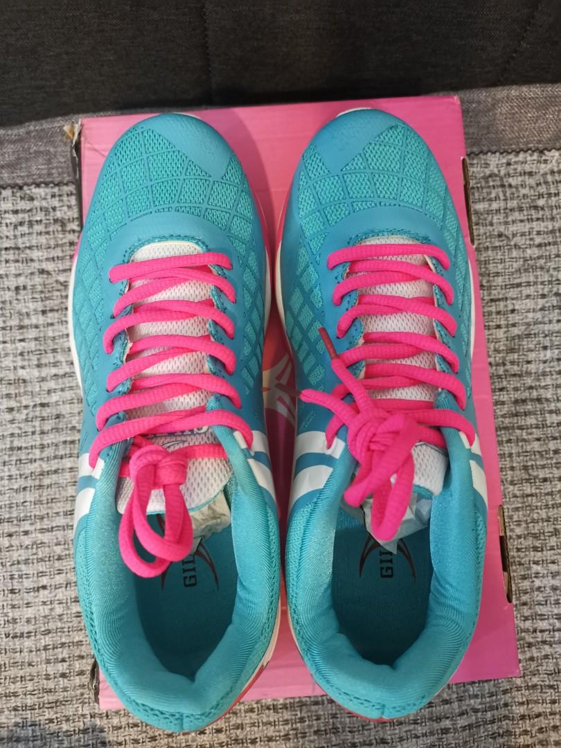 Gilbert Netball Shoes, Sports, Sports Apparel on Carousell
