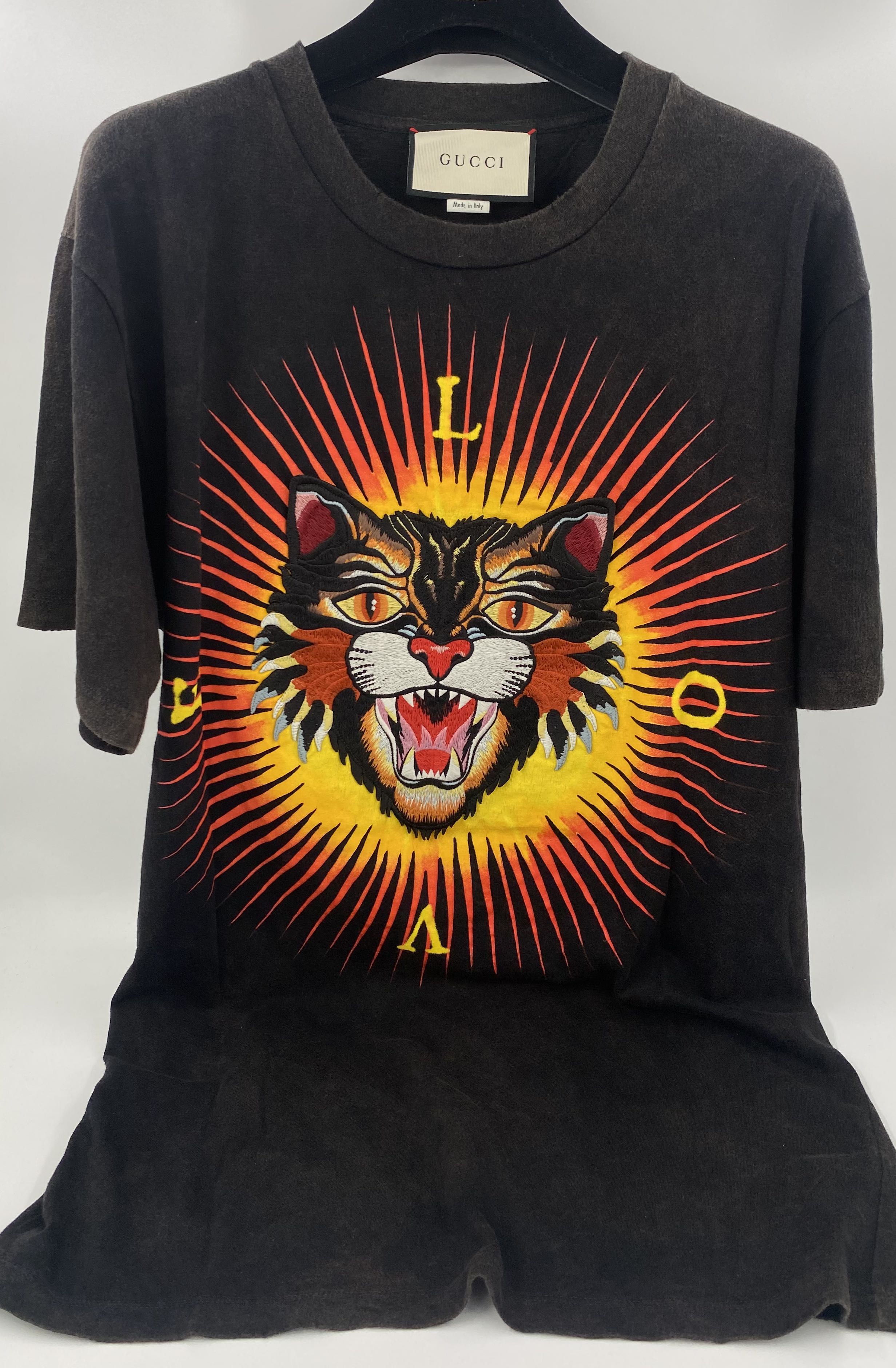 Gucci loved tee hot sale