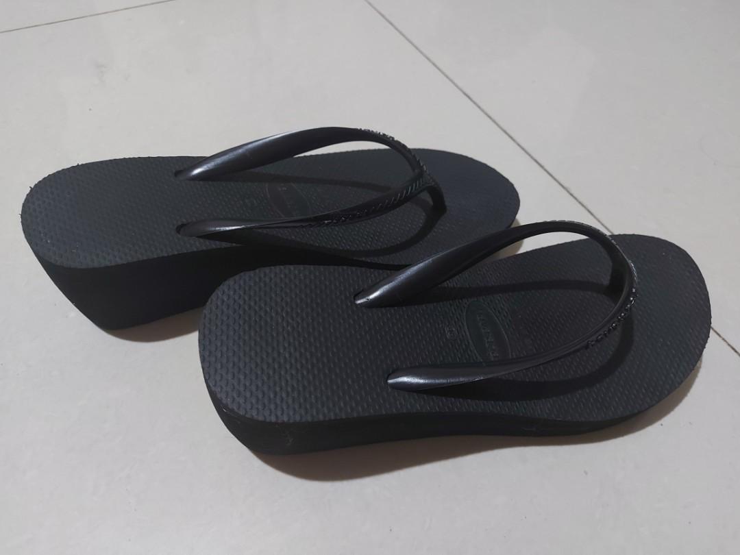 Havaianas High Fashion Wedges Women S Fashion Footwear Flats Sandals On Carousell