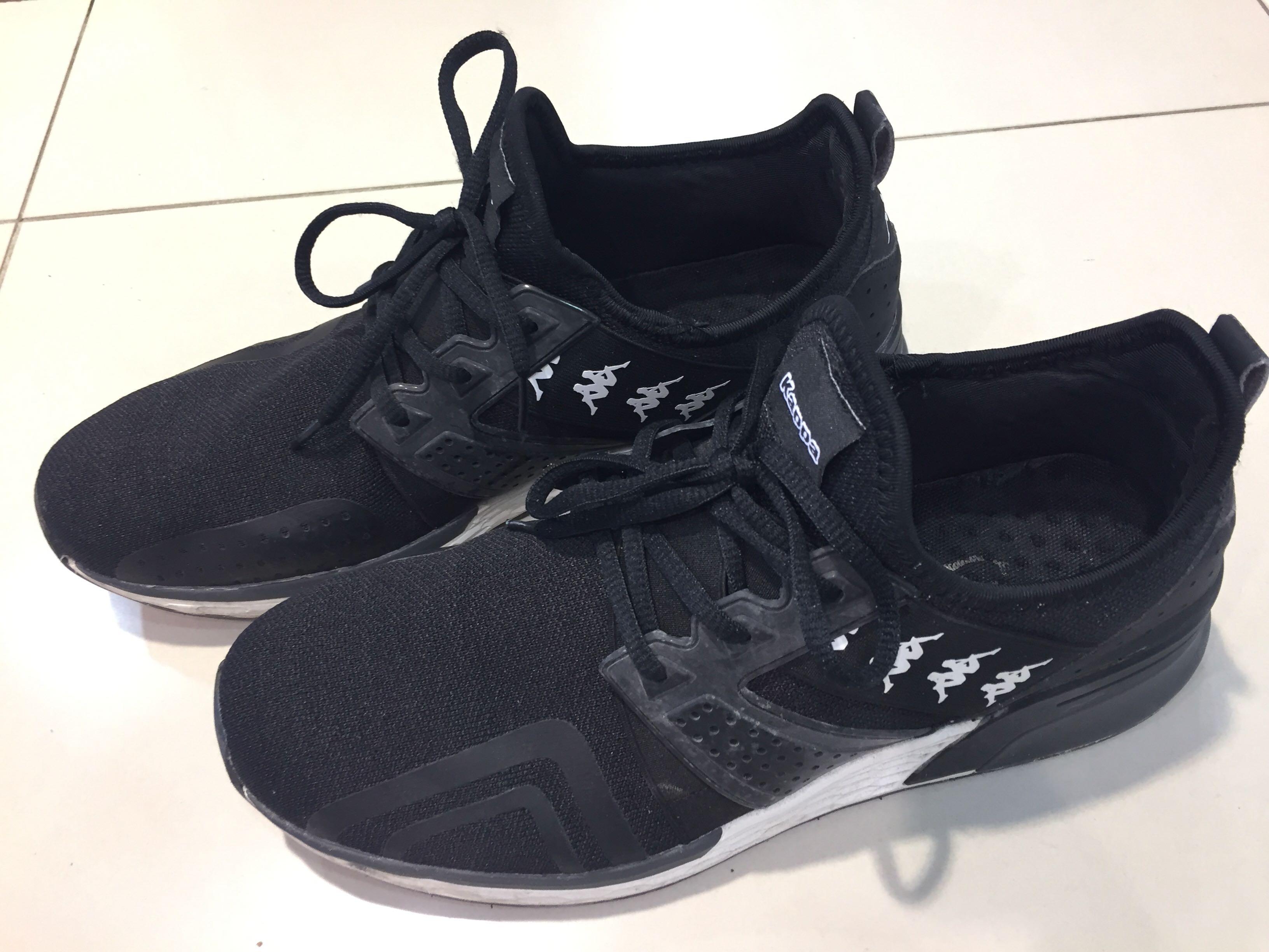 Sneaker shoe sale Clearance