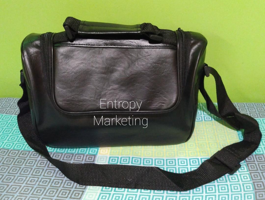 Medical Bag with strap (Category: Medical Supplies & Tools) located in Marikina City. Submitted by entropymarketing (Listing ID 1073206136, Image 1). Description: Medical Nursing bag Brandnew Sling Type Synthetic material Size LxWxH 30x15x19 cm Price Php 350 Address Entropy Marketing Marikina #10 Nalugod Street, Sto. Nino (Bayan), Marikina City.