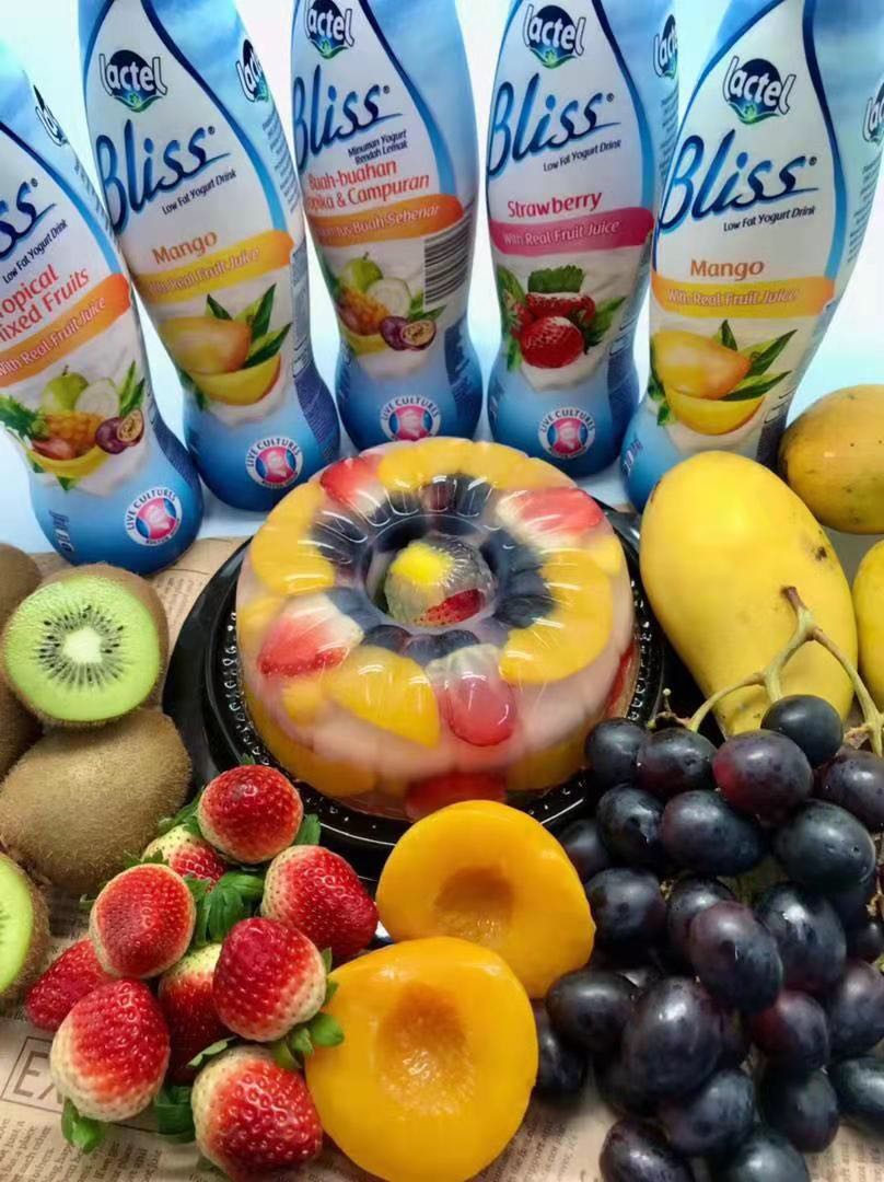 Mixed Fruits Yogurt Jelly Cake, Food & Drinks, Homemade Bakes on Carousell