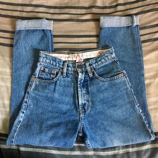 (Category: ) located in . Submitted by rosshere (Listing ID 1073003387, Image 1). Description: .