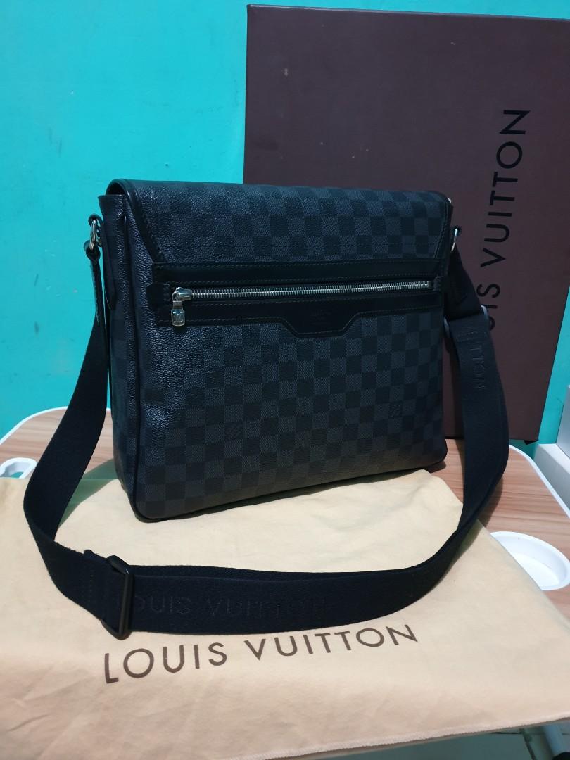 Mulus .authentic tas selempang .messenger louis vuitton - Fashion