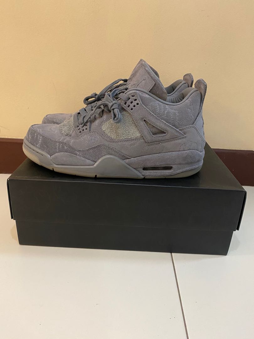 retro 4 kaws grey