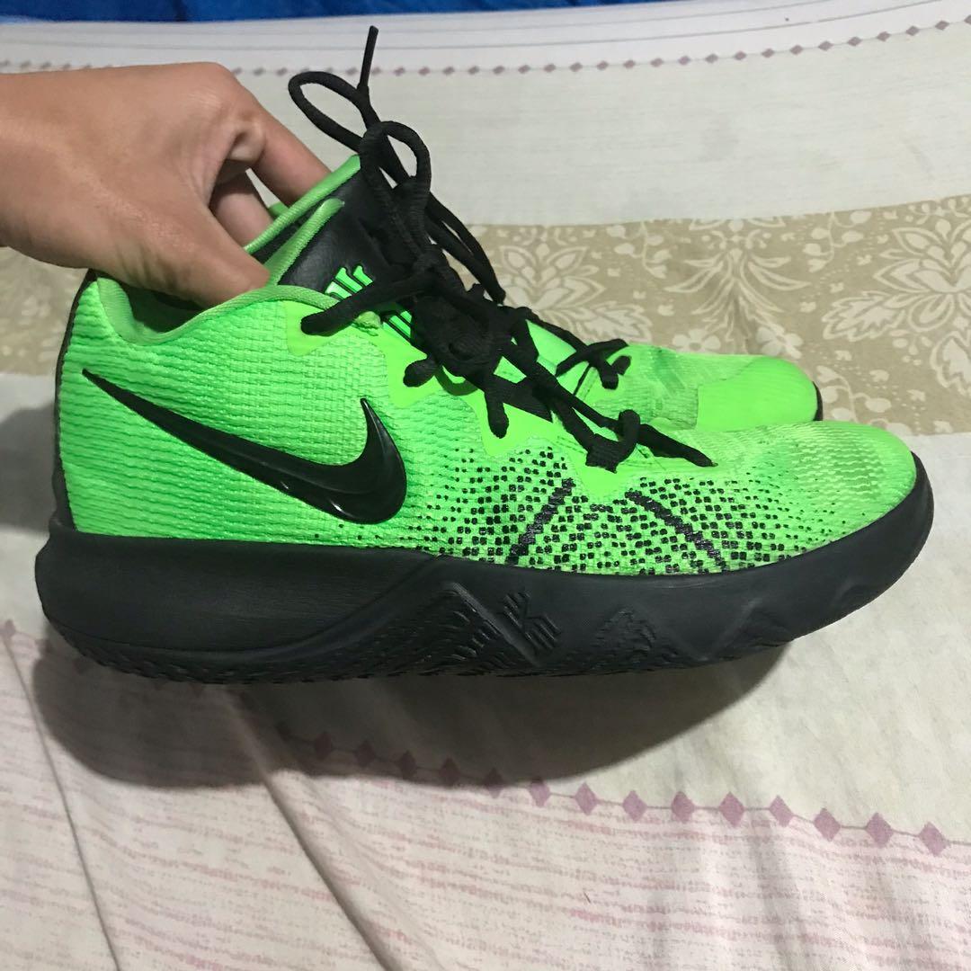 Kyrie sales flytrap green