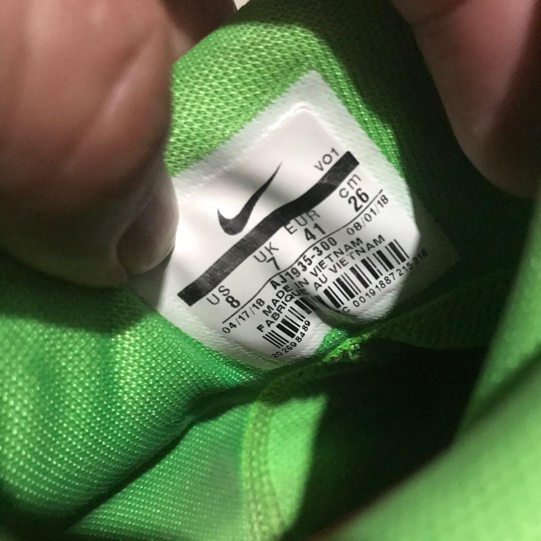 kyrie 6 grinch