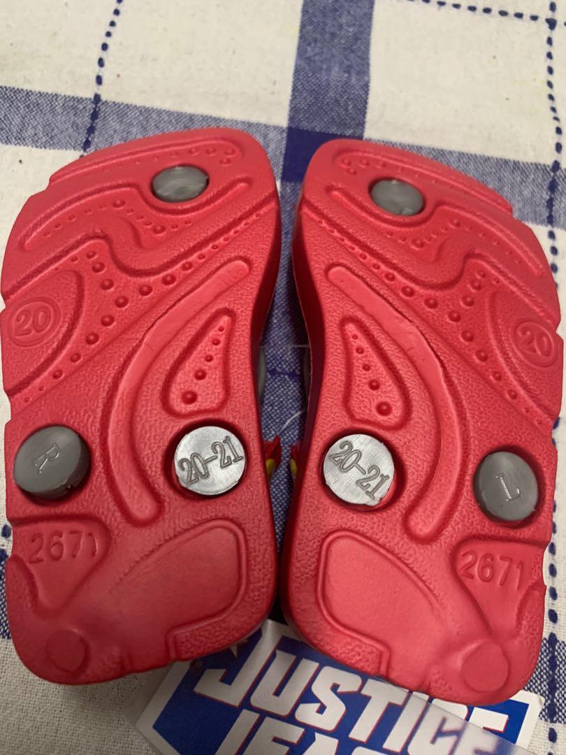 Sandal (Category: Babies & Kids Fashion) located in Cheras. Submitted by n_sai (Listing ID 1073293100, Image 3). Description: New sandal Masih baru. Salah beli size Marvel edition Free postage .