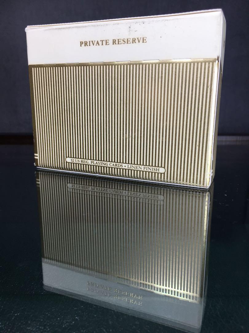 Smoke and Mirrors Gold Private Reserve Playing Cards, Hobbies & Toys