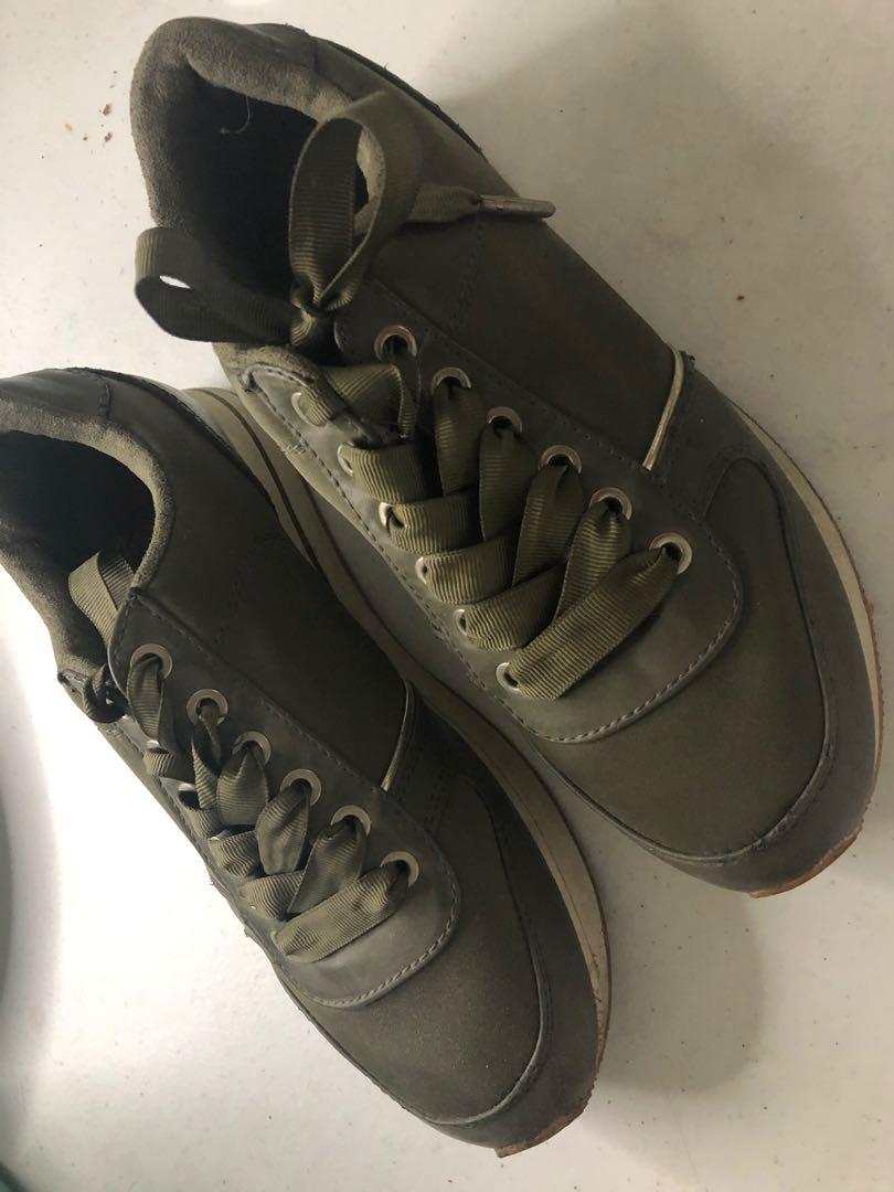 khaki wedge trainers