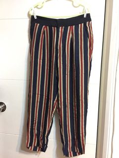 （分類：）位於 。 由 tofucatcat 提交（商品編號 1073192124，圖片 1）。簡介： 。