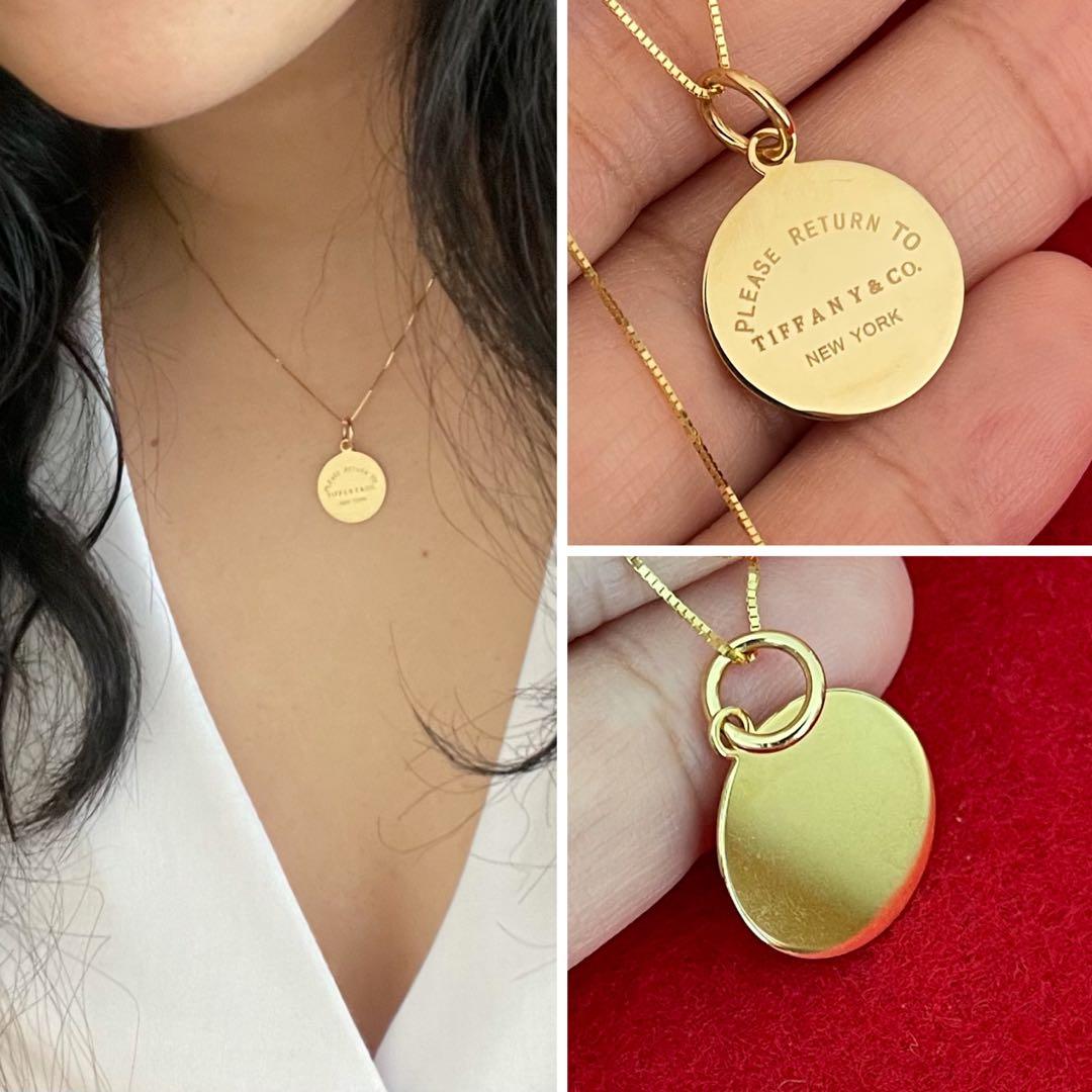 Gold circle pendant with picture on sale