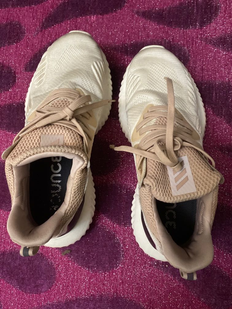 Adidas alphabounce hotsell fake vs real