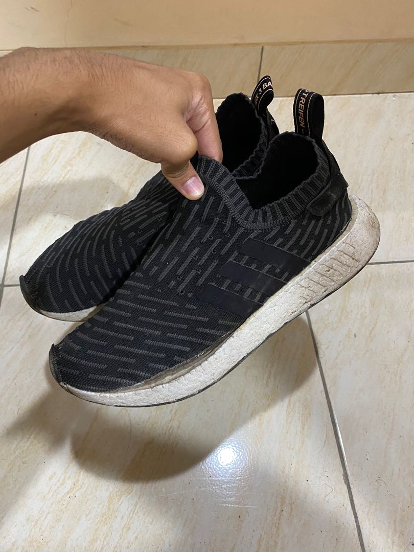 adidas nmd r1 black white pink