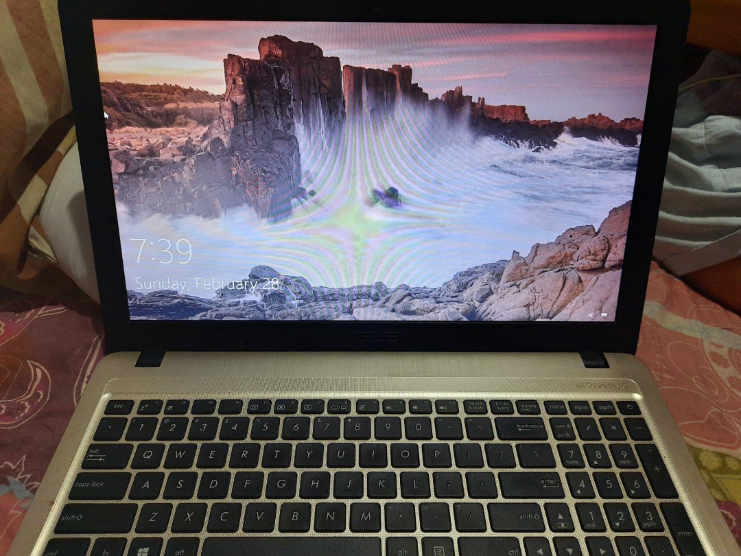 Asus Vivobook X540U Intel Core i37100U 7th Gen (2nd Hand), Computers & Tech, Laptops