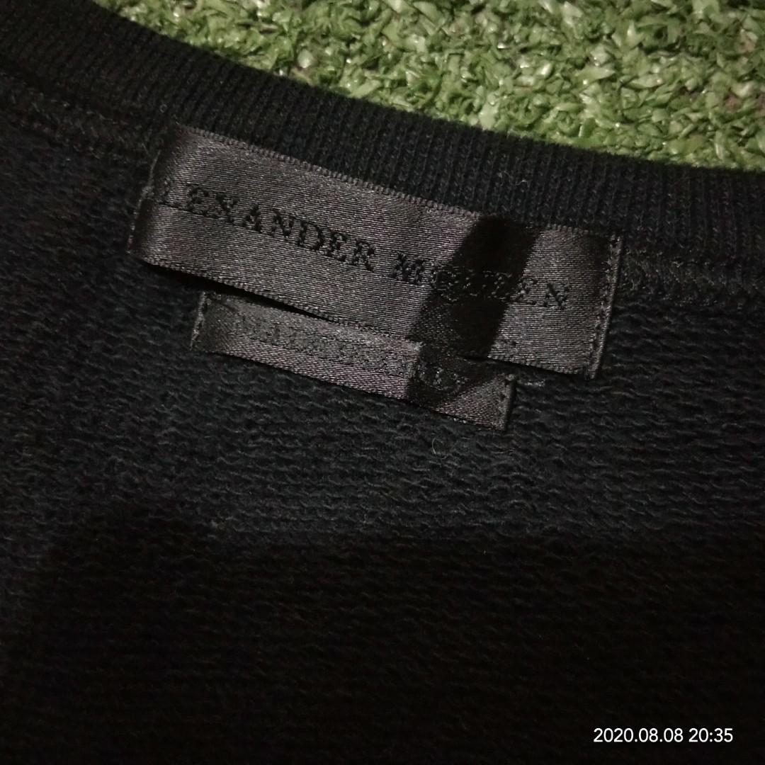 Louis Vuitton Half Damier Pocket Polo Shirt, Fesyen Pria, Pakaian , Atasan  di Carousell