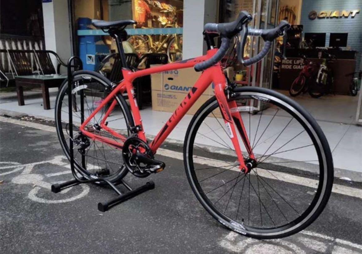 BRAND NEW GIANT SCR 2 2019 Sports Equipment Bicycles Parts