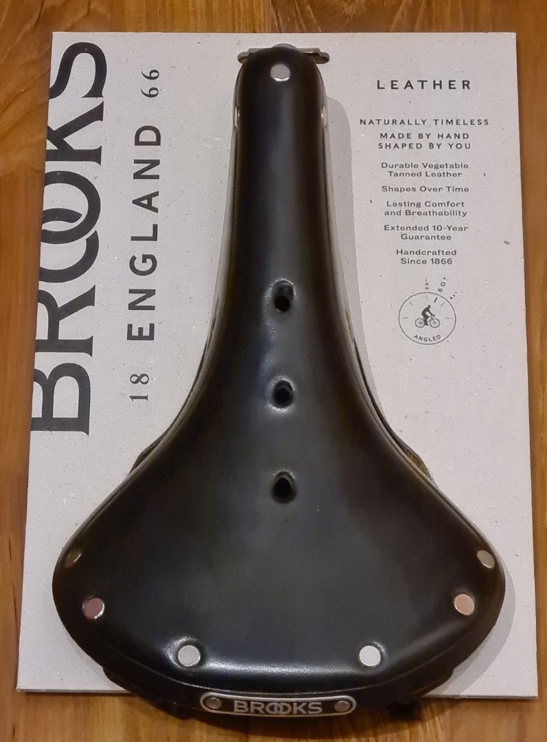 Brooks England B17 Standard Leather SaddleBlack, Sports Equipment