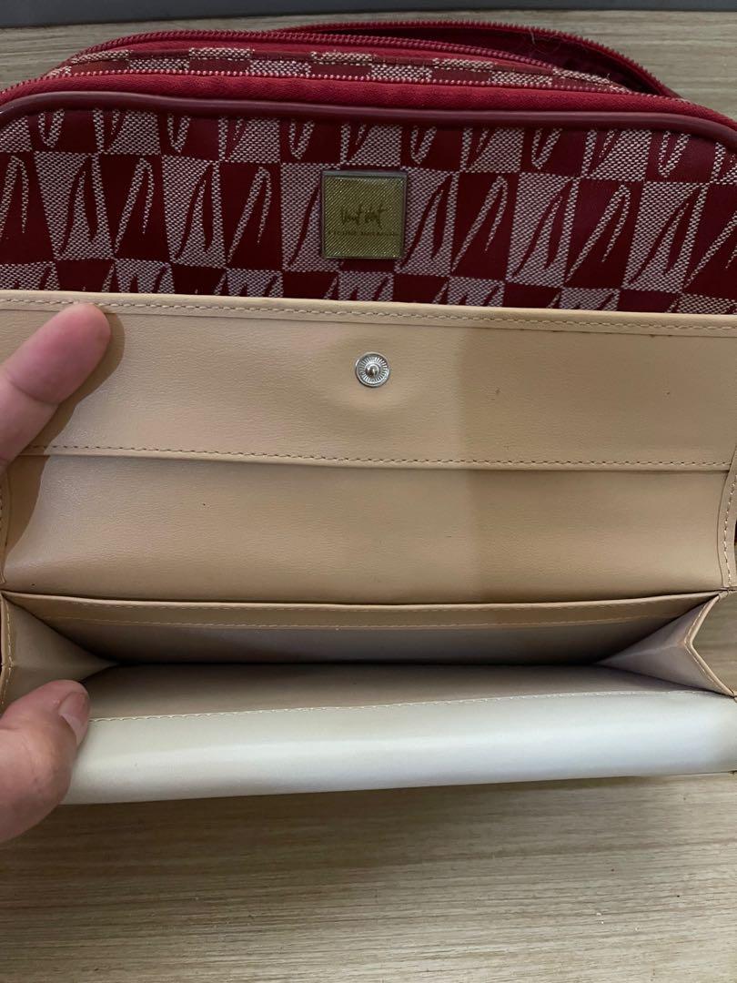 Bundle sale balmain bag and wallet (Category: Luxury Bags & Wallets) located in Angeles City. Submitted by winnie_0922 (Listing ID 1073429195, Image 2). Description: Used but not abused .