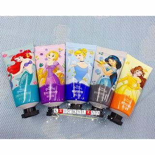 （分類：）位於 。 由 Karckyscentsstudio 提交（商品編號 1073497303，圖片 1）。簡介： 。