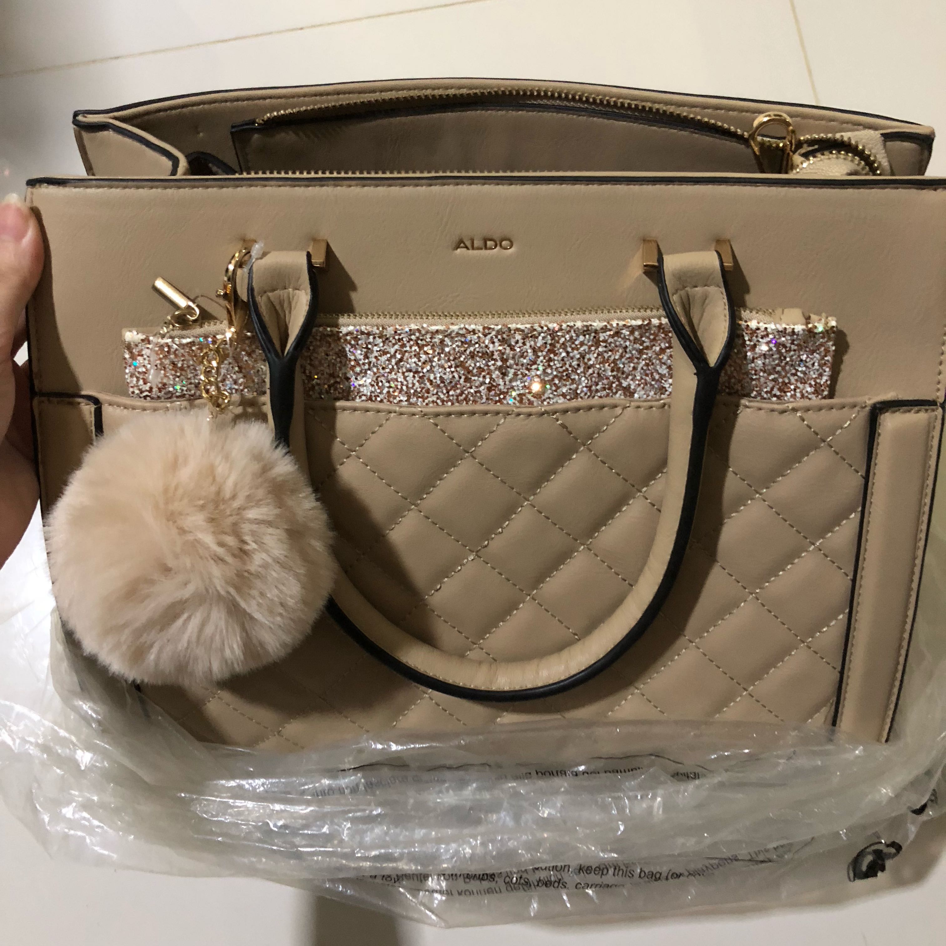Erroisty best sale aldo bag