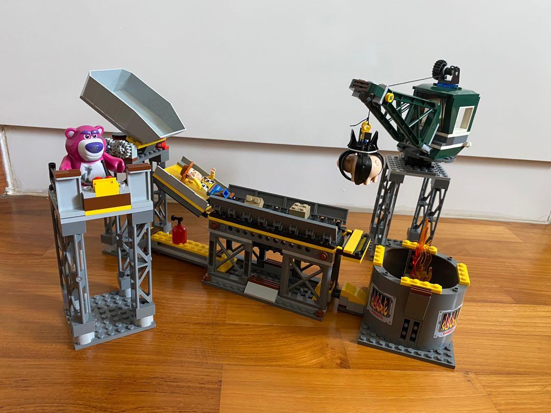 LEGO TOY STORY TRASH COMPACTOR ESCAPE (7596), Toys & Games, Bricks