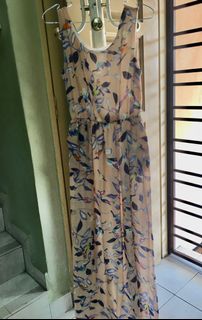 (Category: ) located in . Submitted by bundlelona (Listing ID 1073465318, Image 1). Description: .