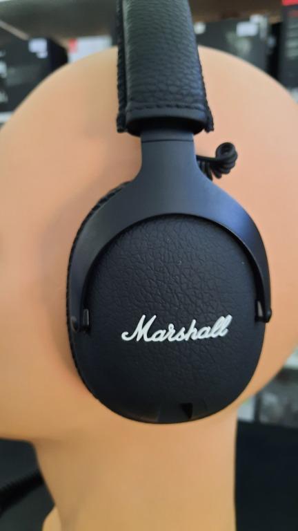 Marshall Wired Headphone (Category: Headphones & Headsets) located in San Pedro. Submitted by ShopSaveAustralianSurplus (Listing ID 1073425633, Image 2). Description: Marshall Wired Headphone Surplus from Australia Price: P3,500 Call or text for faster transaction: 0917-5447749.