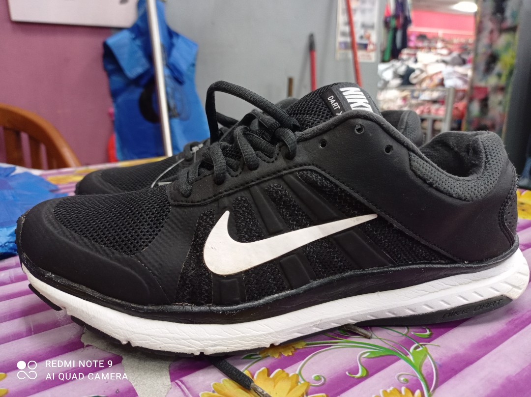 Nike hotsell dart ii
