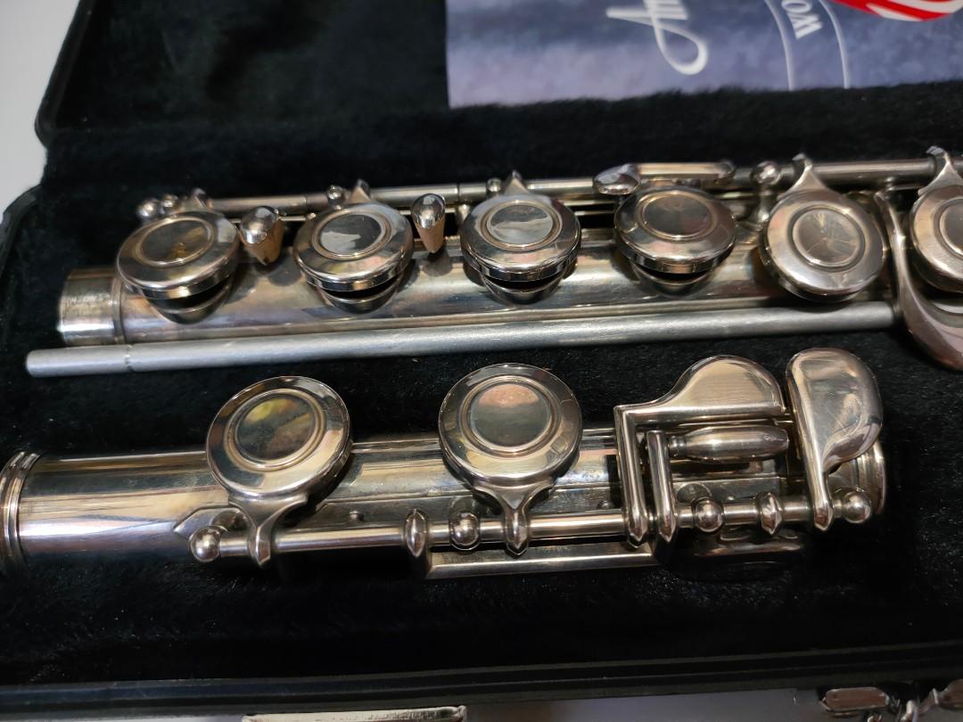 Original Armstrong 102 Flute (Category: Musical Instruments) located in Manila. Submitted by mixxstuffsshop (Listing ID 1073356673, Image 2). Description: Good As New Silver plated headjoint and body Top-adjusting silver plated mechanism Closed hole Y-arm keys Offset G, C foot Molded plastic case.
