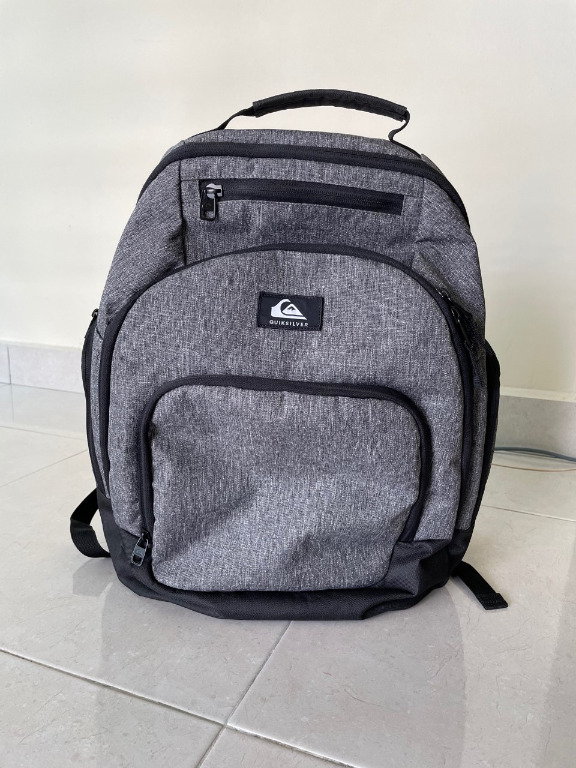 bezig Diagnostiseren Overtuiging Quiksilver 1969 Special 28L Large Backpack, Men's Fashion, Bags, Backpacks  on Carousell