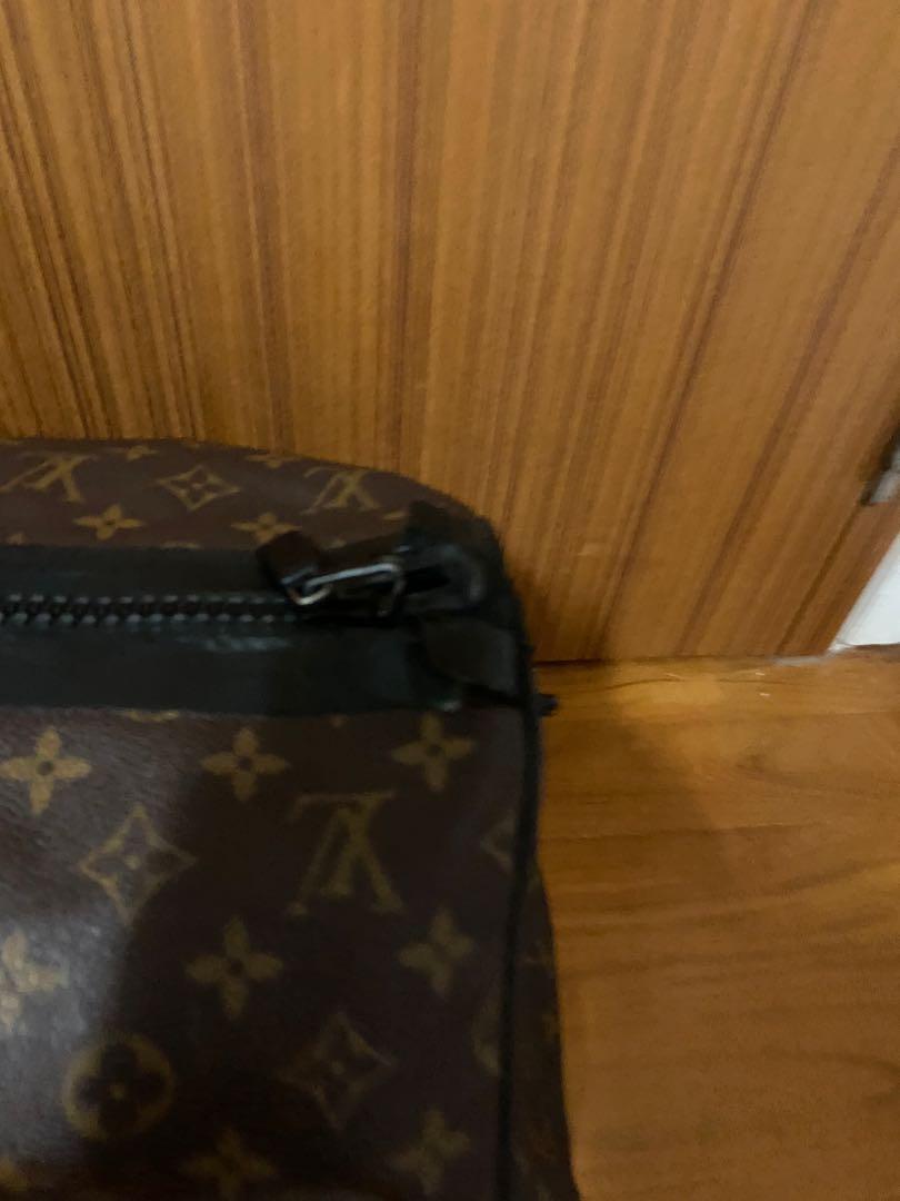 Louis Vuitton XL Monogram Sac Polochon 70 Bandouliere Keepall 16LV1104 –  Bagriculture