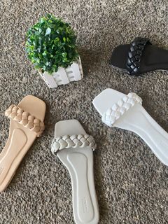 (Category: ) located in . Submitted by creamscapes (Listing ID 1073488799, Image 1). Description: .